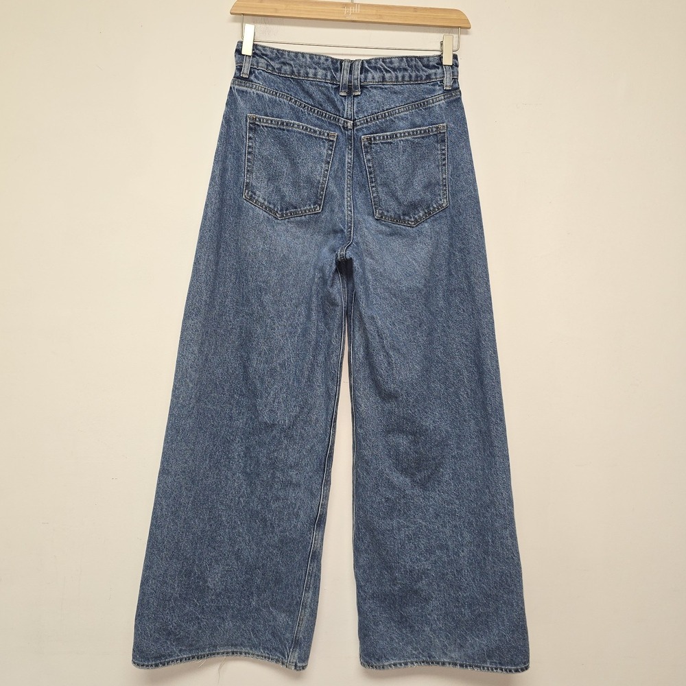 H&M High Rise Wide Leg Blue Denim Jeans Sz 6 Womens 5-Pocket 100% Cotton Boho - Picture 2 of 12